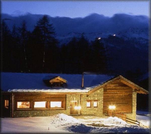 Hotel Les Granges La Thuile Ngoại thất bức ảnh