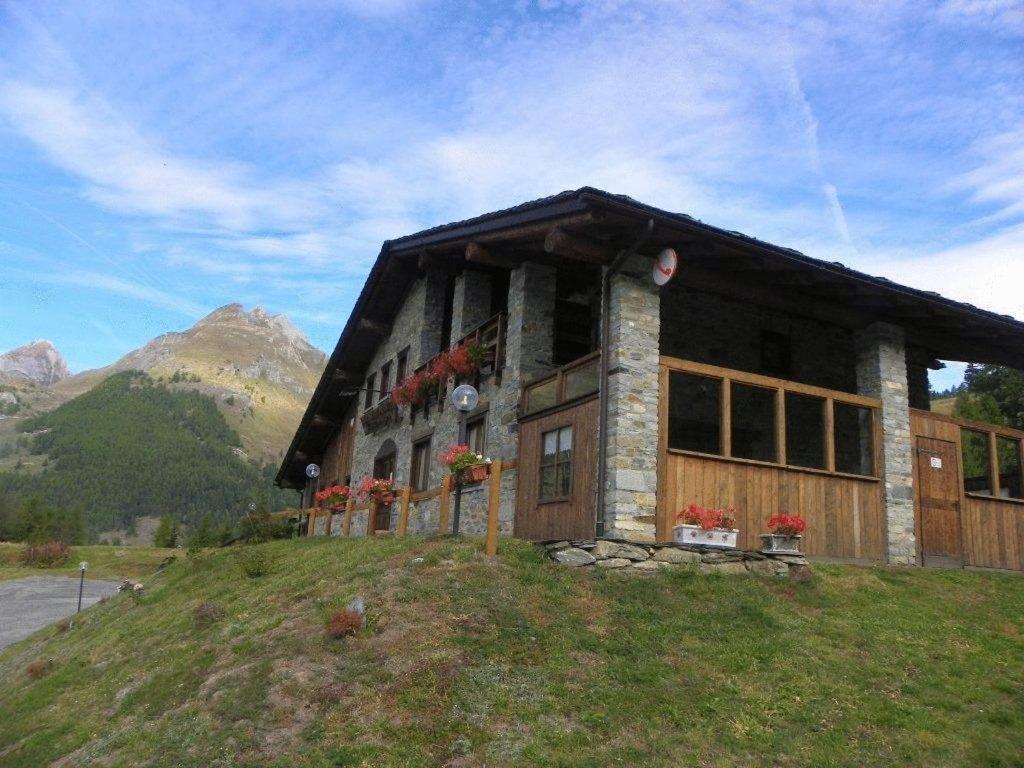 Hotel Les Granges La Thuile Ngoại thất bức ảnh