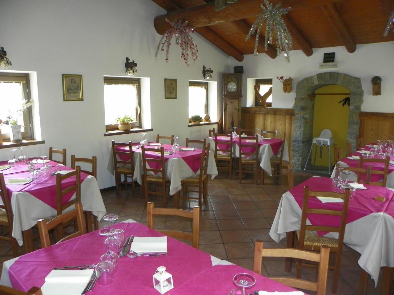 Hotel Les Granges La Thuile Ngoại thất bức ảnh